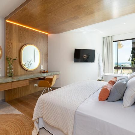 פואנגירולה Leiro Residences מראה חיצוני תמונה